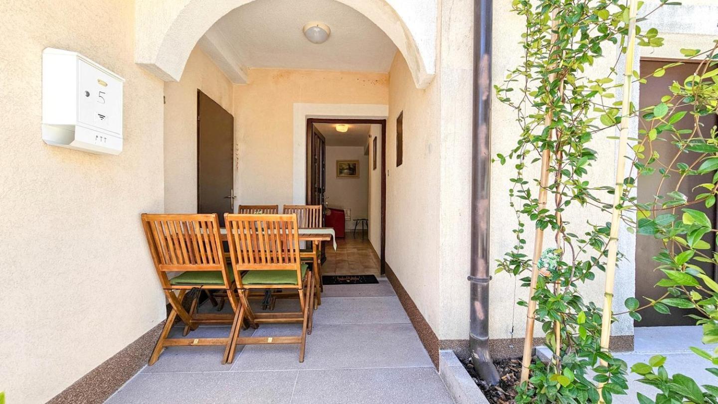 Maja One Apartment Novigrad  Exterior photo